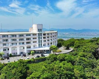 بيزان كايجيتسو - توكوشيما - مبنى