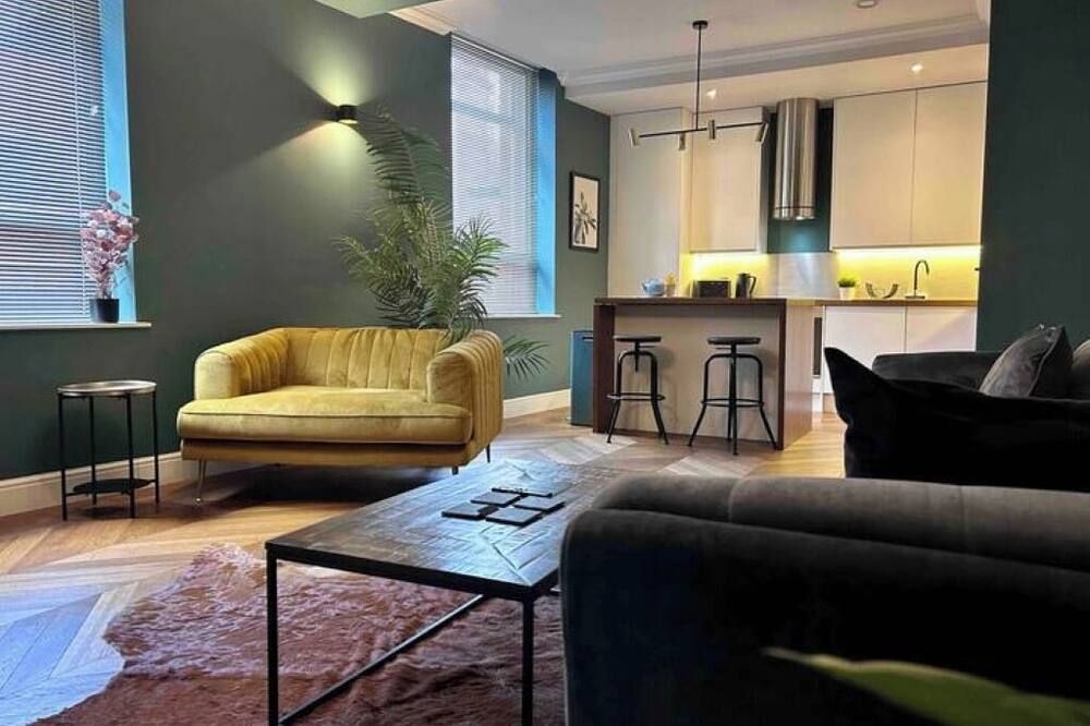 Urban Townhouse | 2BR | Cozy Luxury in the City - מנצ'סטר - סלון