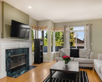 Seattle Vacation Home: The Vineyard - Seattle - Wohnzimmer