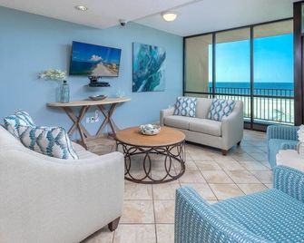 Gulf Shores Hotel On The Beach!! Phoenix All Suites ! Full Kitchen - Gulf Shores - Living room
