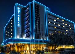 Wyndham Tashkent - Tashkent - Edifício