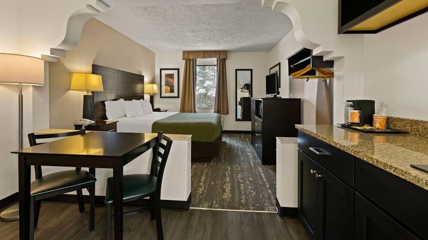 Quality Inn Traverse City