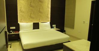 Hotel Parth - Ludhiāna - Bedroom
