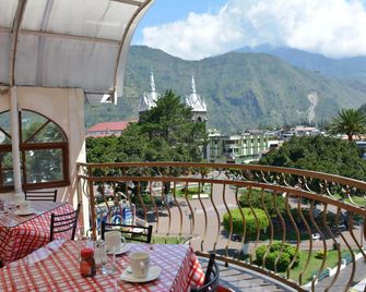 Hotel Elvita Spa - Baños de Agua Santa - Balcón