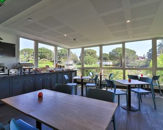 Kyriad Frejus Centre - Saint Raphael - Fréjus - Restaurang