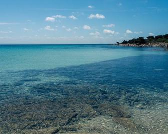 Casa la Mirta, Vacances au Bord de la Plage - Stintino - Playa