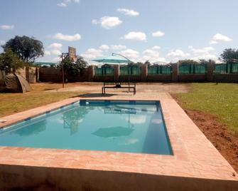 The Lotus Apartment - Livingstone - Pool