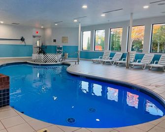Hotel M Mount Pocono - Mt Pocono - Pool