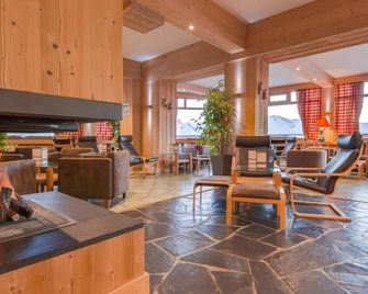Le Castillan - Huez - Hall