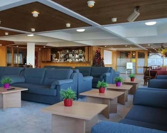 Th 1400 - Mezzana - Lounge