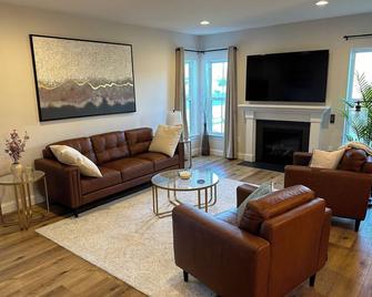 Perfect Psu Home!! - Boalsburg - Salon