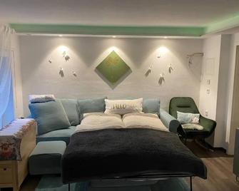 Smart Home - Die etwas andere Ferienwohnung! - Brandenburg an der Havel - Bedroom