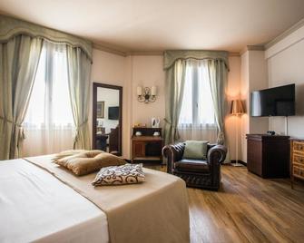 Hotel Casali - Cesena - Camera da letto