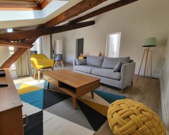 La Dolce Vita Nîmoise Terrasse 100 m des Arènes - Nimes