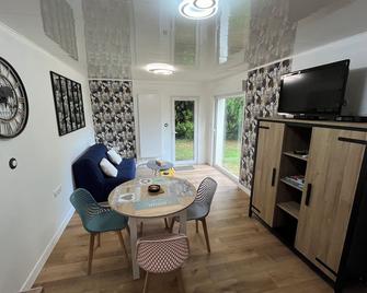 L'Habitation Buhel, 2 steps from the pond of the same name. - Plessé - Comedor