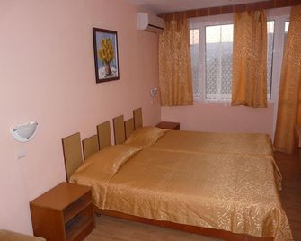 Family Hotel Balchik - באלצ'יק - חדר שינה