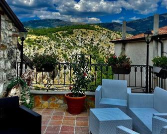 Hotel Villa Torre Antica - Atena Lucana - Balkon
