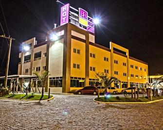 Br Suítes Hotel - Navegantes - Gebäude