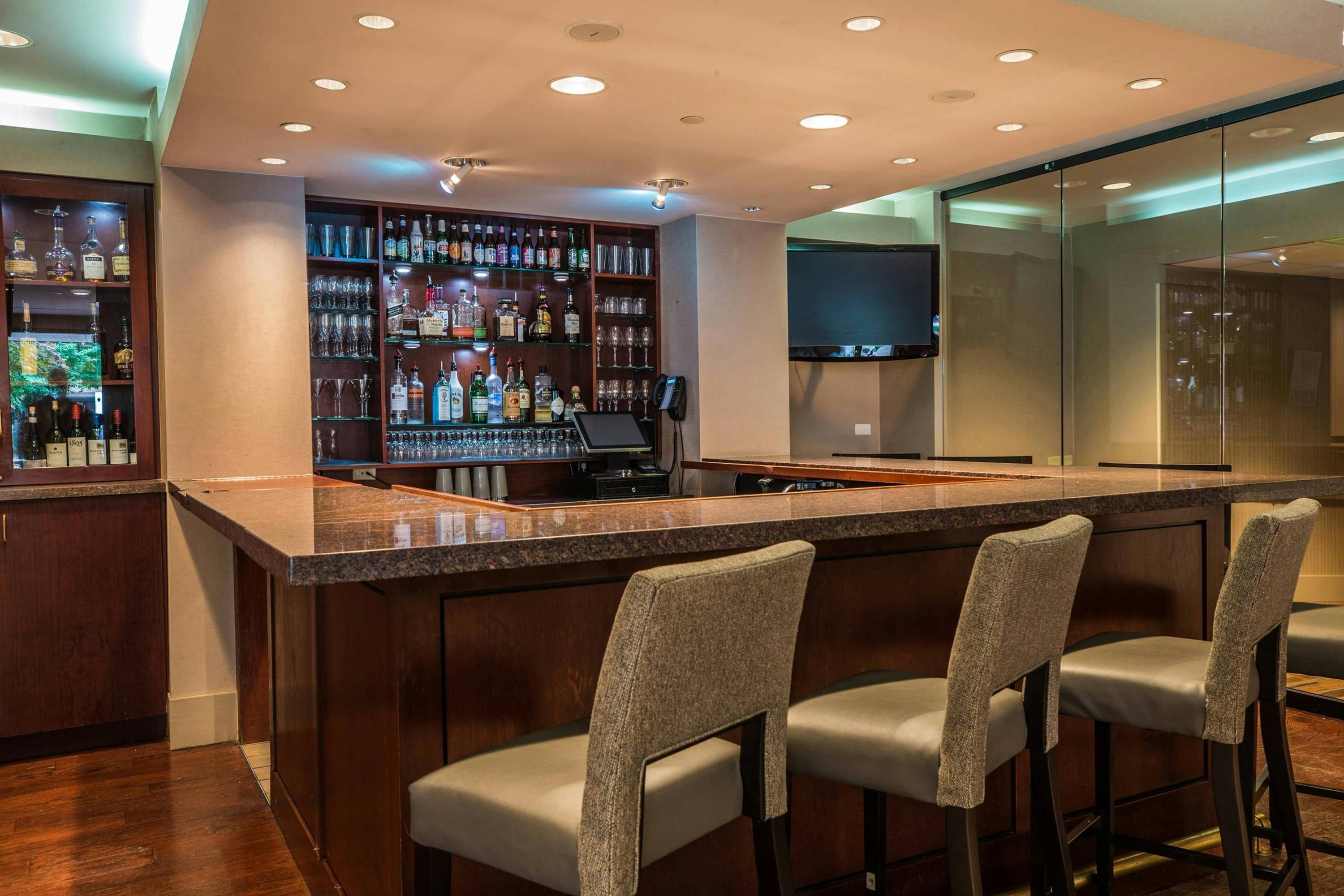 Delta Hotels by Marriott Baltimore North - Baltimore - Bar