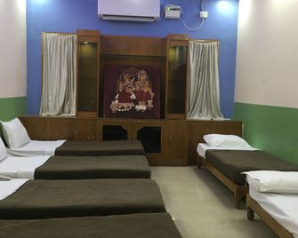 Jayaram Residency Tirupathi - Tirupati - Sypialnia