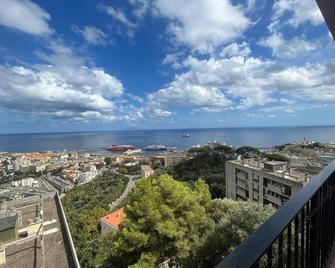 Appartement Vintage Bastia - Magnificent view! - Bastia - Balkon