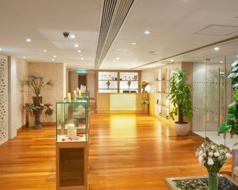 Holiday Inn Macau By IHG - Makau - Lobby