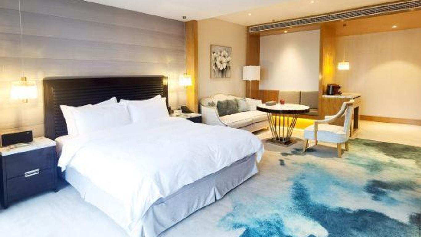 Jinling Danyang Hotel