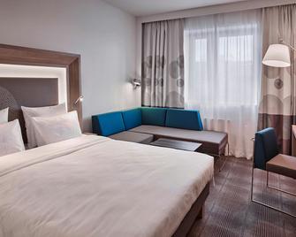 Four Points Express by Sheraton Östringen - Östringen - Schlafzimmer