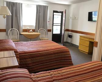 Yellow Quill Motel - Portage la Prairie - Schlafzimmer