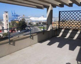 Hotel Traghetto - Civitavecchia - Parveke