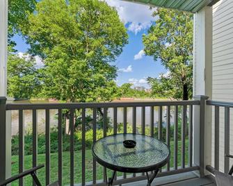 Captain's Quarters Riverfront #3 - Nashville - Balcony