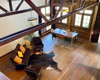 Kinclaven Escapes Farm Stay - Wine Region - Family Time - Denmark - Restaurace