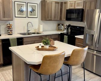 Western Jewel -King & Queen - Hermiston - Küche