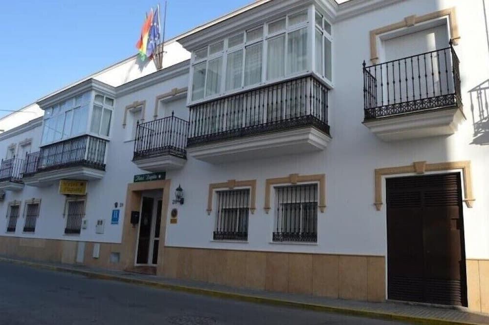 Hotel Paquita - Chipiona - Budova