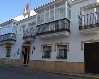 Hotel Paquita - Chipiona - Gebouw