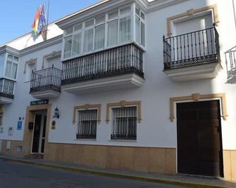 Hotel Paquita - Chipiona - Budova