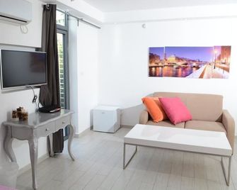 El Yam - Netanya - Vardagsrum