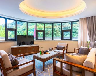 Tianmingshan Spa & Resort - Ningbo - Living room