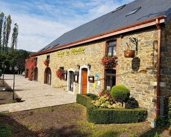 Gite Du Relais De L'ourthe - Rendeux - Edificio