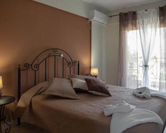 Artemissoula near airport - Artémida