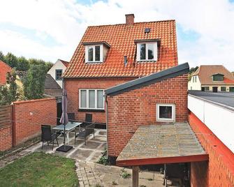 3 person holiday home in Ærøskøbing-By Traum - Ærøskøbing - Building