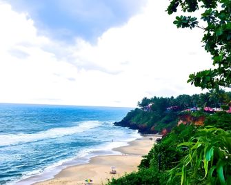 Black Beach Resort - Varkala - Playa