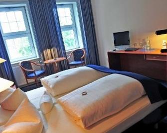 Double room 05 - Hotel Goldene Krone - Clausthal-Zellerfeld