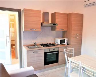 Fiorita - Bibione - Kitchen