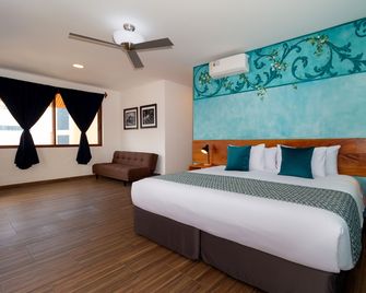 Plaza Luna Suites - Puerto Ayora