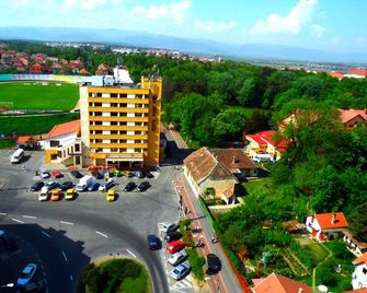 Hotel Parc Sibiu - Sibiu - Building