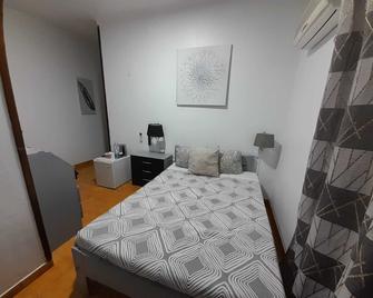 Residencial Luso Espanhola - Elvas - Quarto