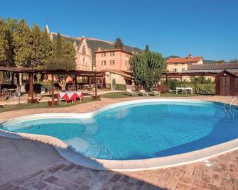 La Padronale del Rivo - Assisi - Pool