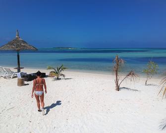 Chill Holiday Maldives - Maamingili - Playa