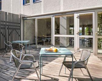 Ibis Budget Arles Sud Fourchon - Arles - Innenhof